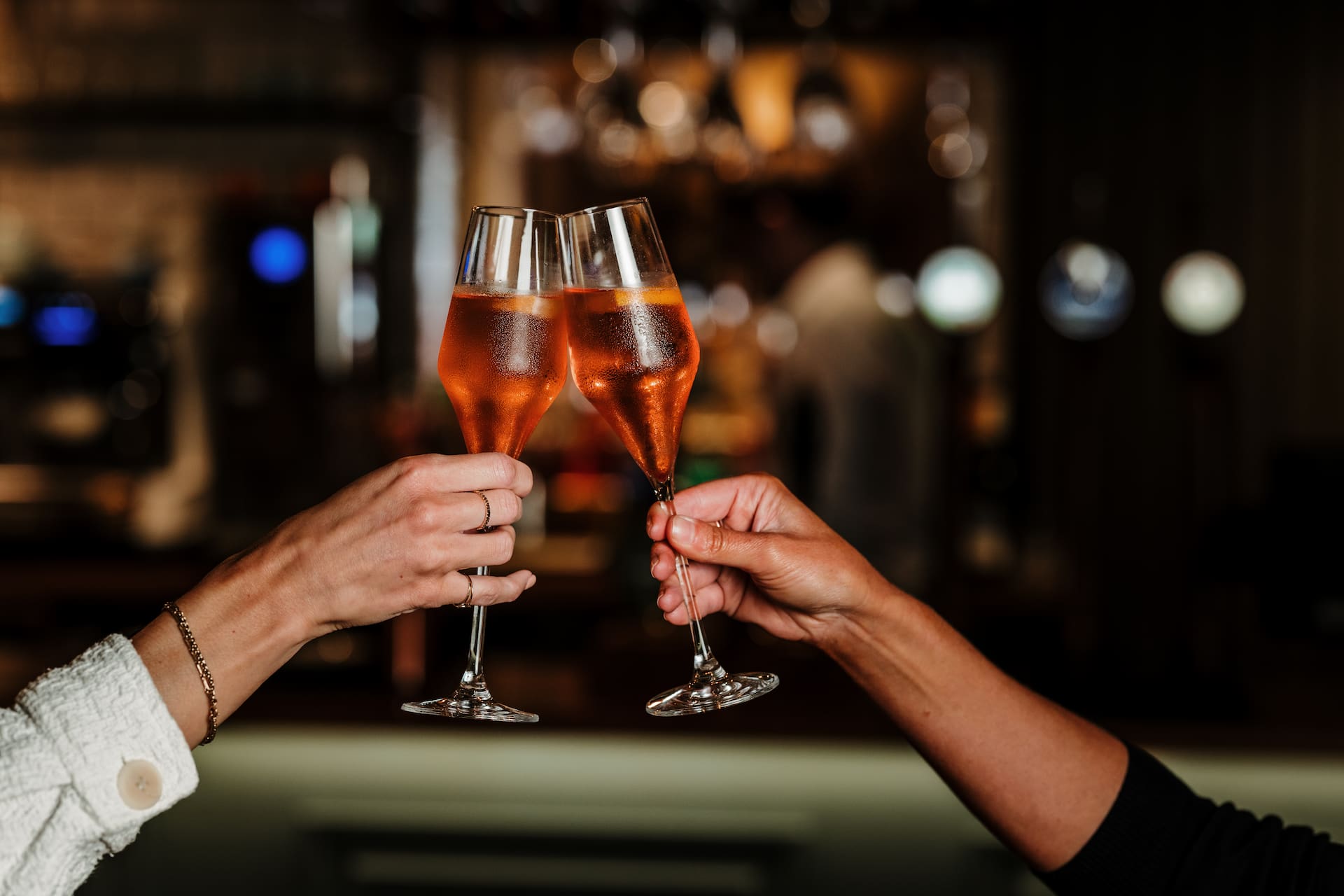 Sparkling Wine Fizz Cheers