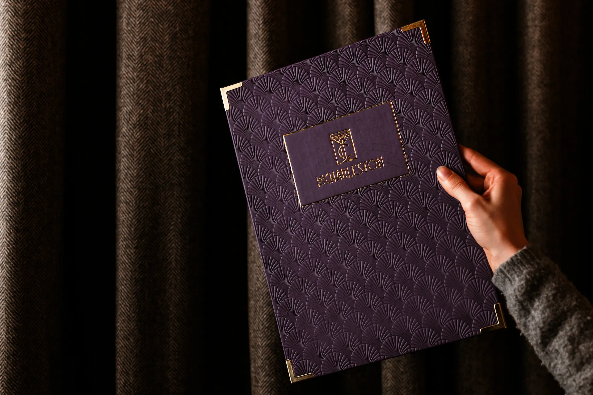 Charleston-purple-menu
