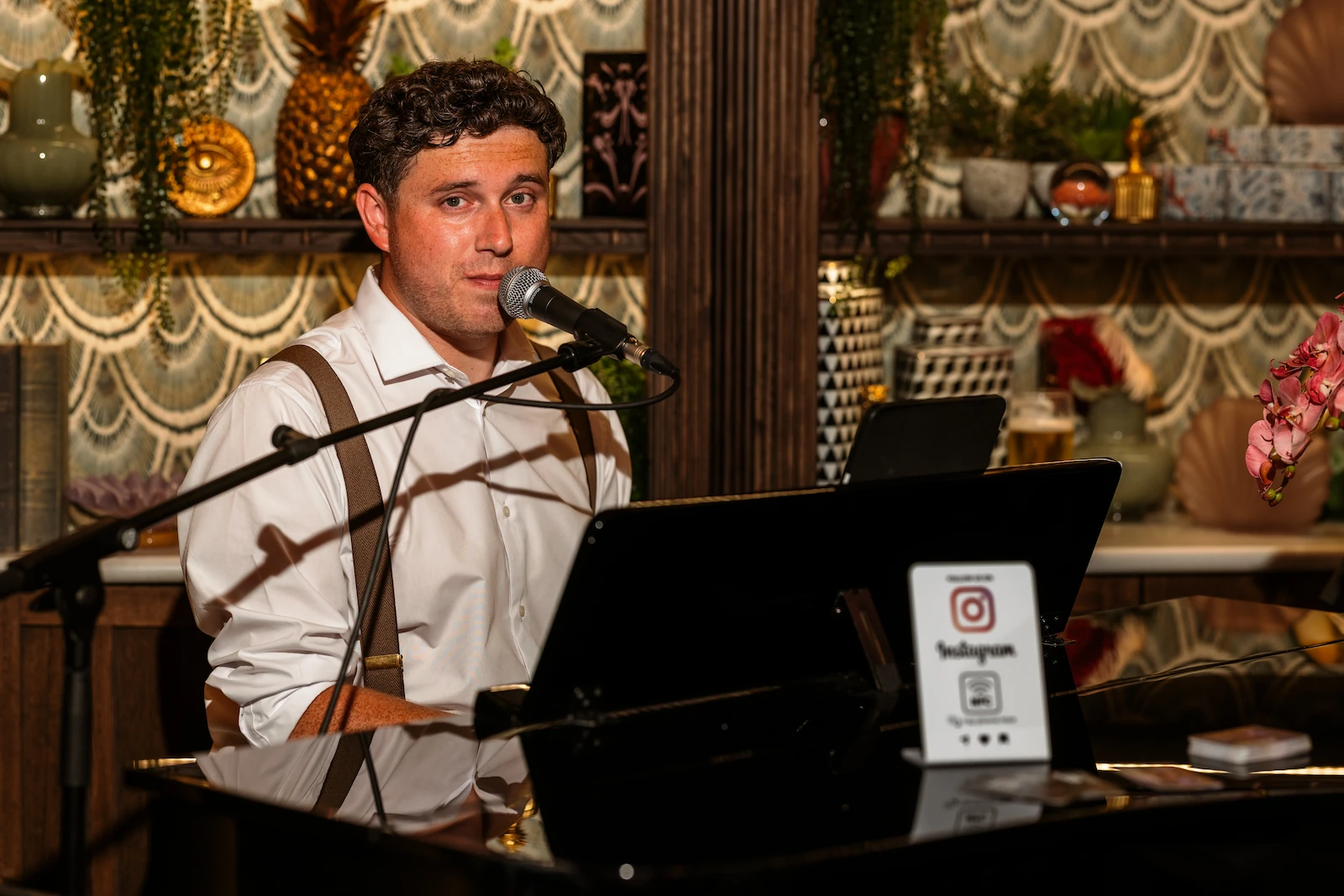 Charleston-LiveMusic-Charlie